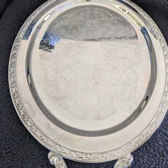 Ellegant SilverPlate Oval Tray with Handles. Beautiful...